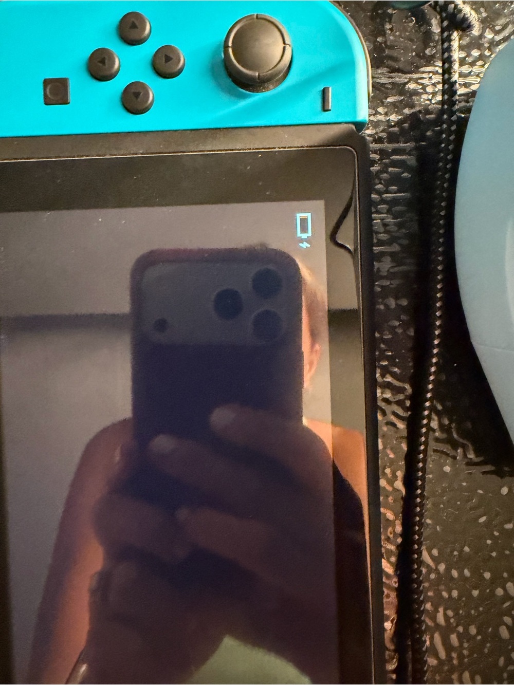 LIKE NEW Nintendo Switch with Neon Blue & Neon Red Joy‑Con and Accessories - Picture 9 of 9